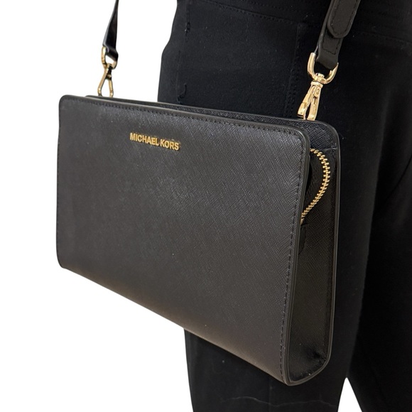 Michael Kors MK Black Crossbody Bag with Gold Accents LIKE NEW - Picture 1 of 15